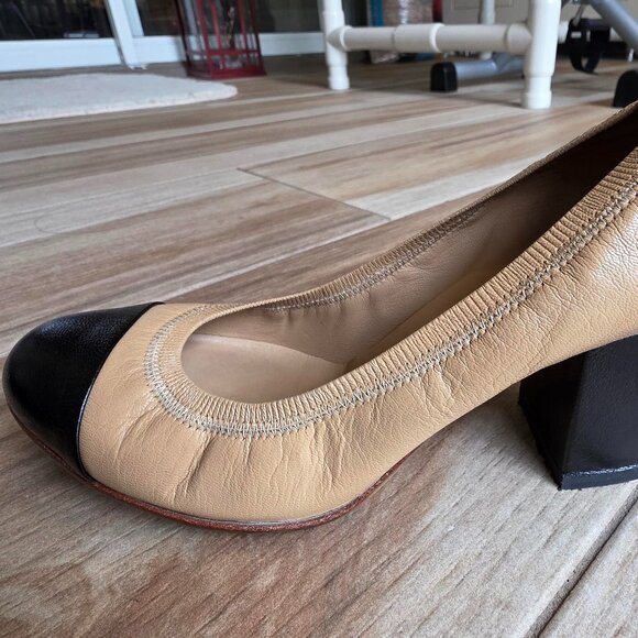 CHANEL Cap Toe Ballet Stretch Pumps Eur. 38C - Picture 7 of 14